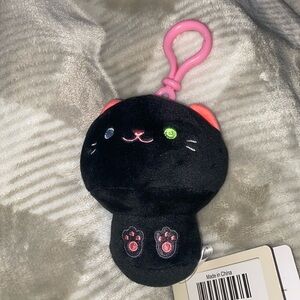 - Mewaii cat clip
